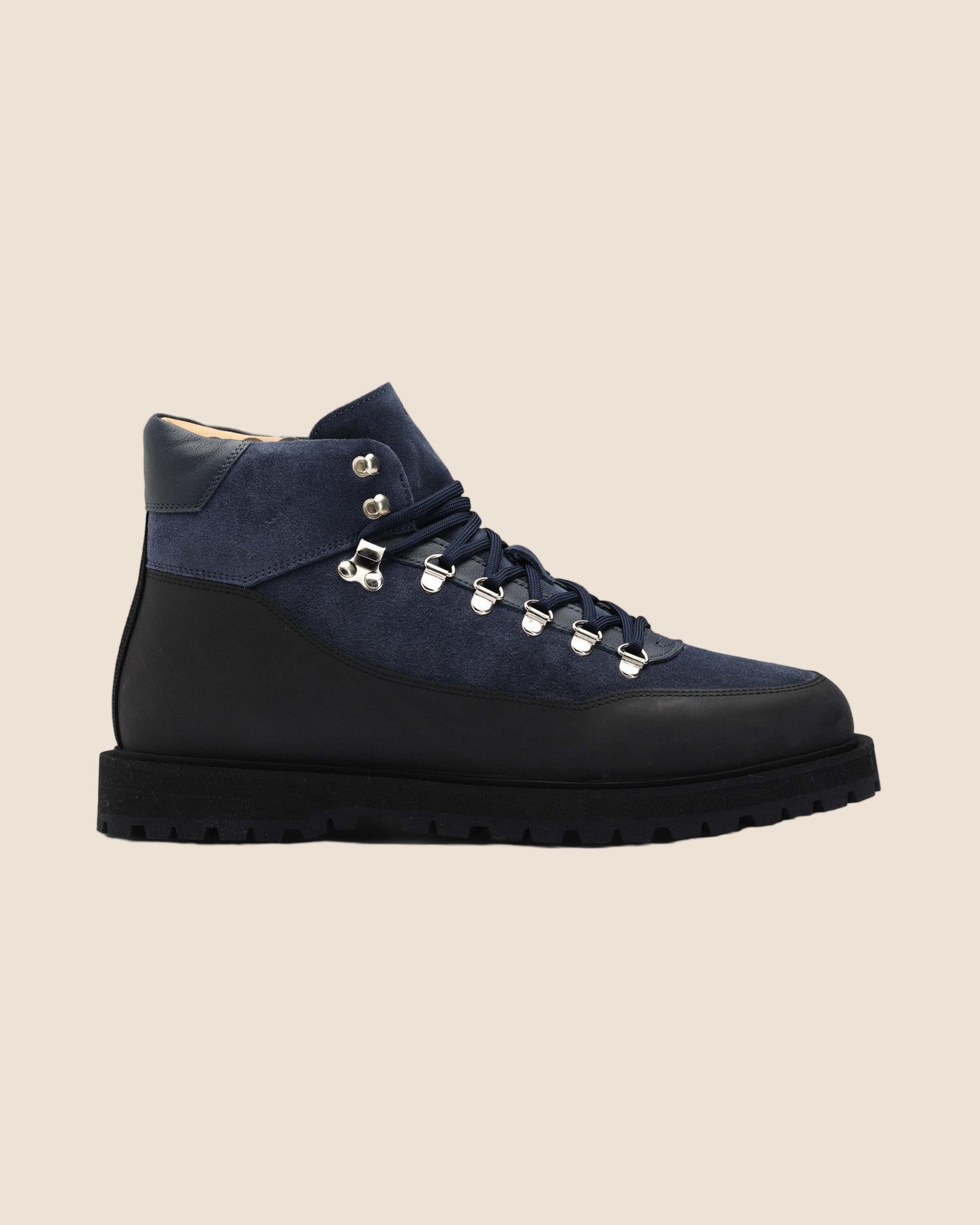 Saxum - Navy-CQP-www.gunnaroye.no