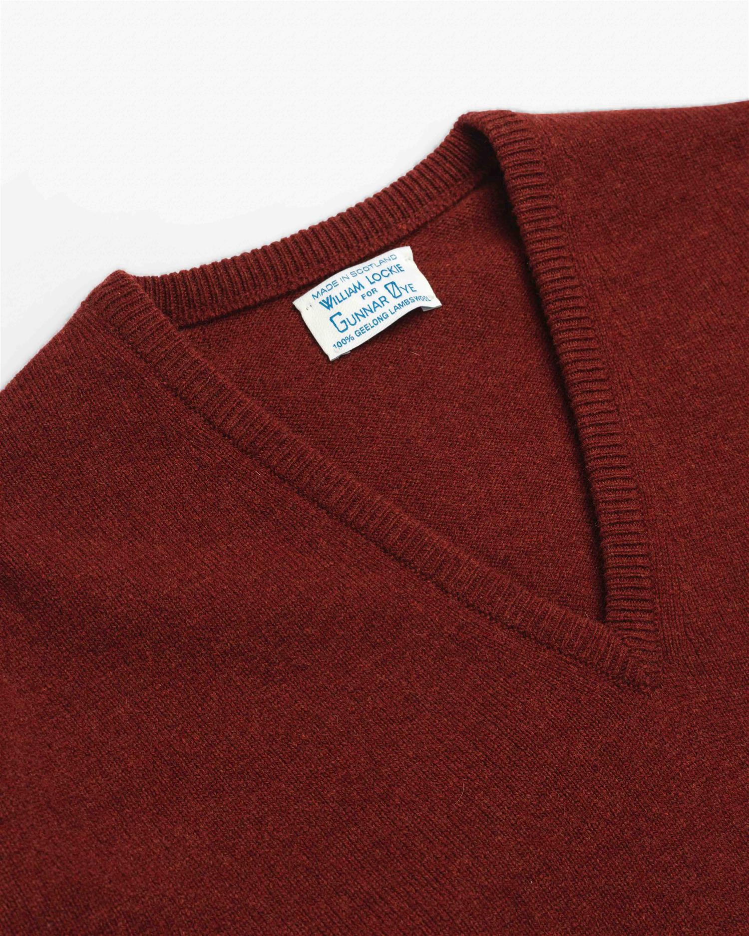 Rustrød V-hals Genser