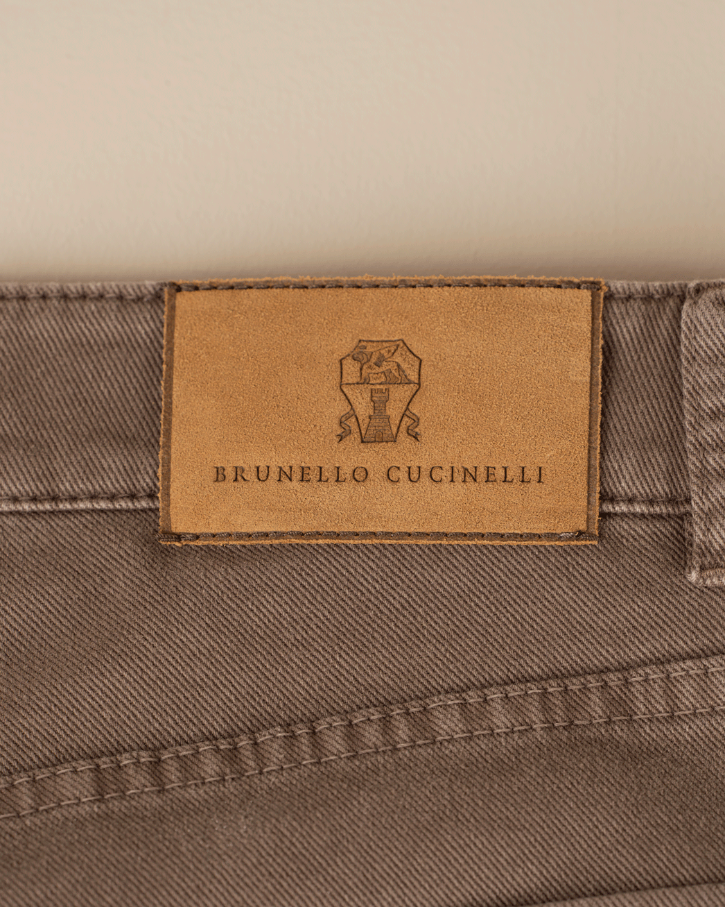 Fargede Jeans - Mørk beige