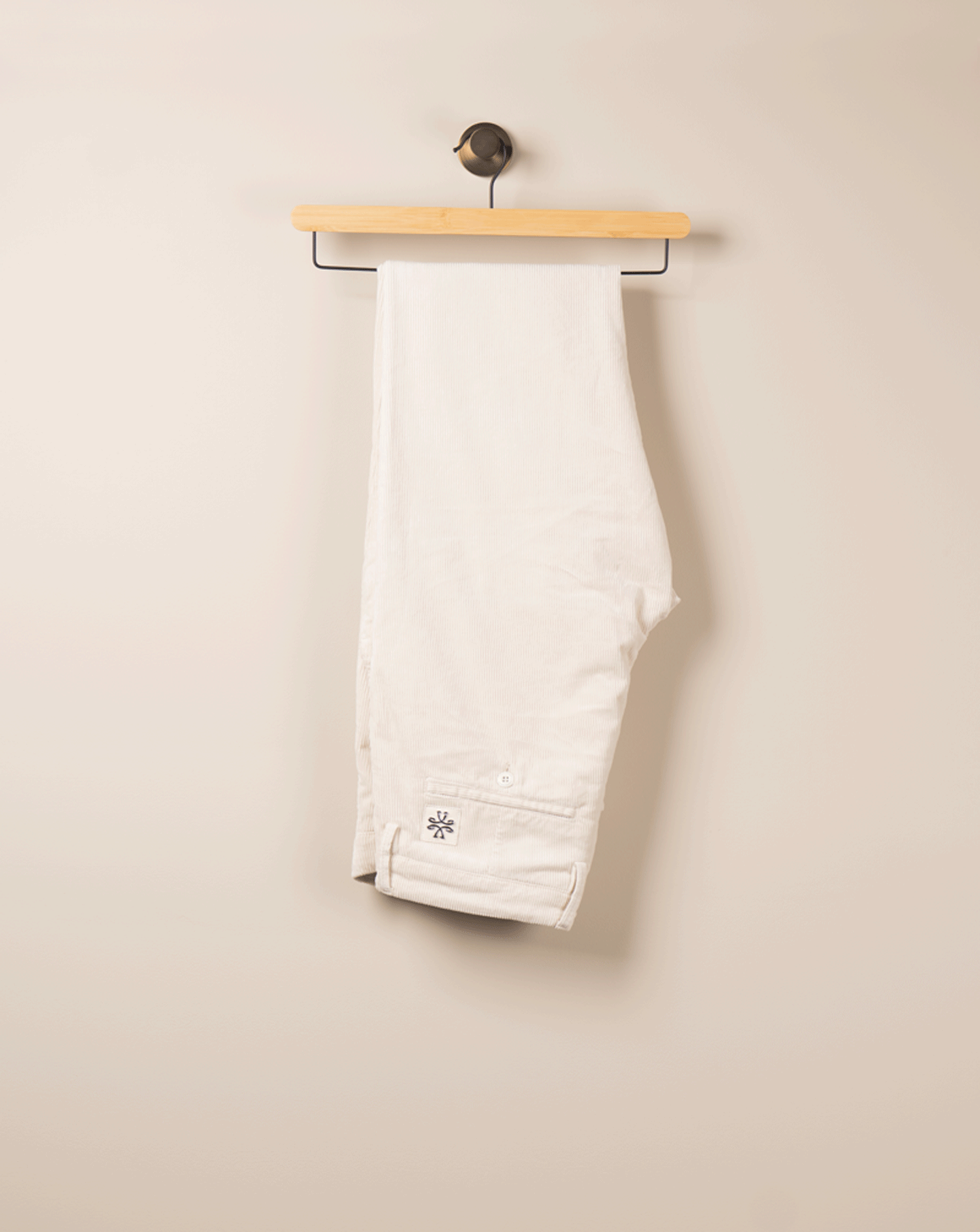 Bobby Cord Chinos - Off-White