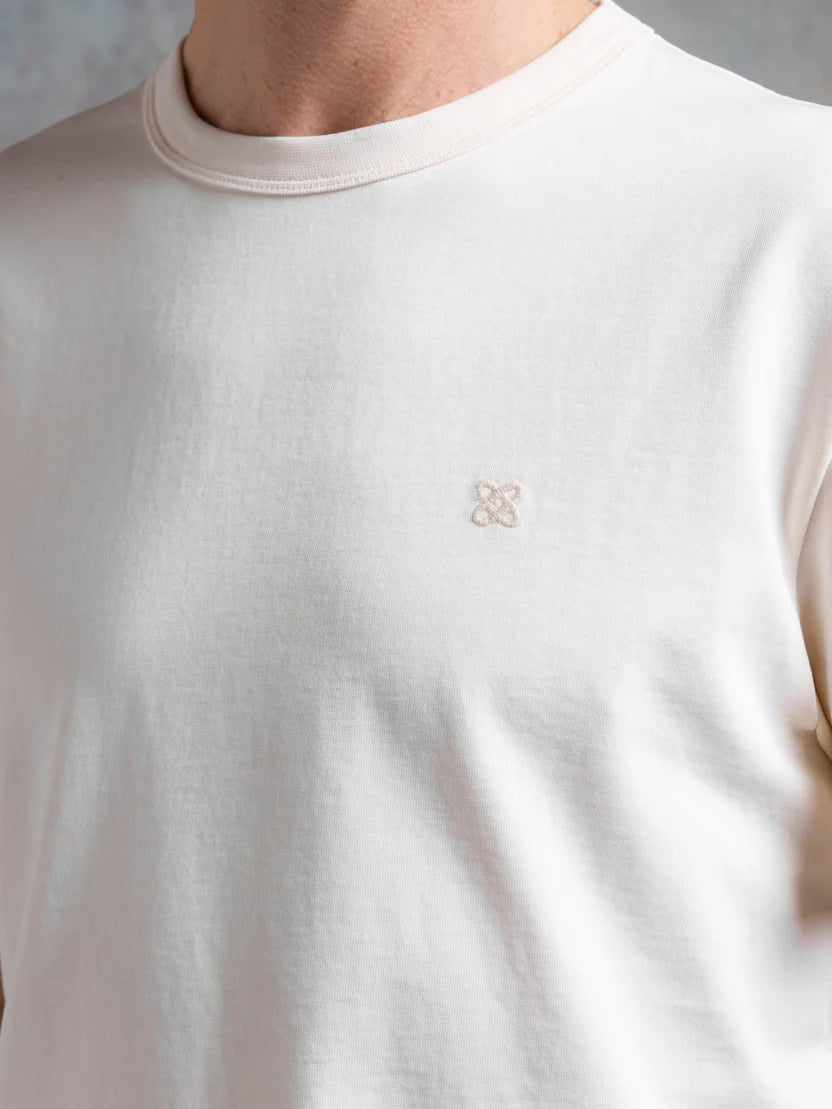 Cargill I Off White brodert Keltisk Knute