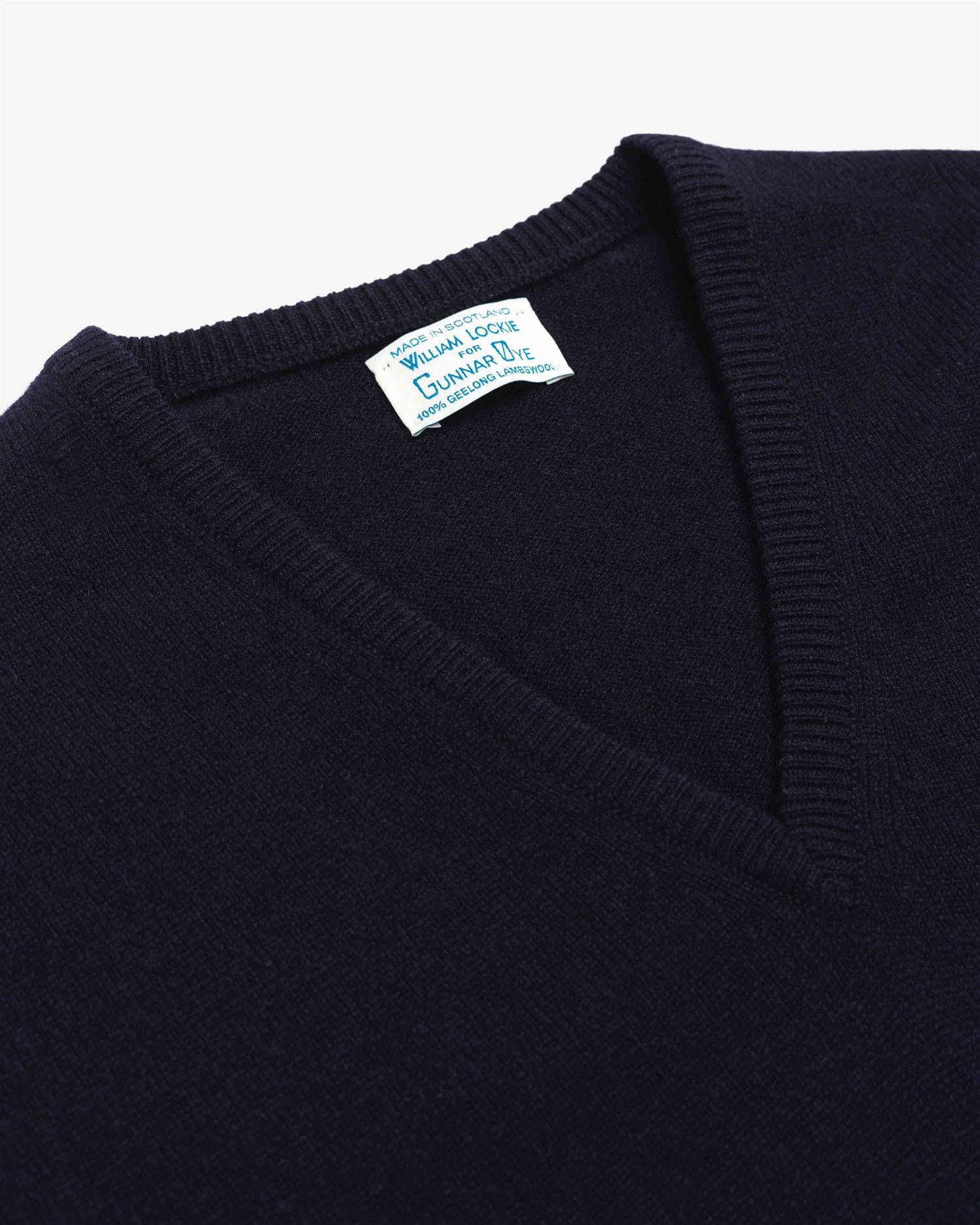 V-hals Genser - Navy