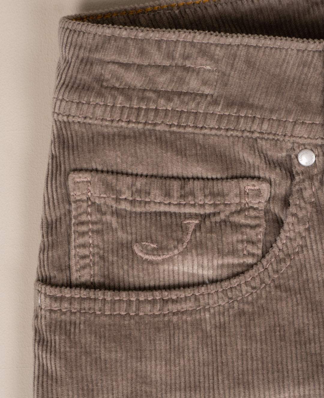 Bard Corduroy - Beige
