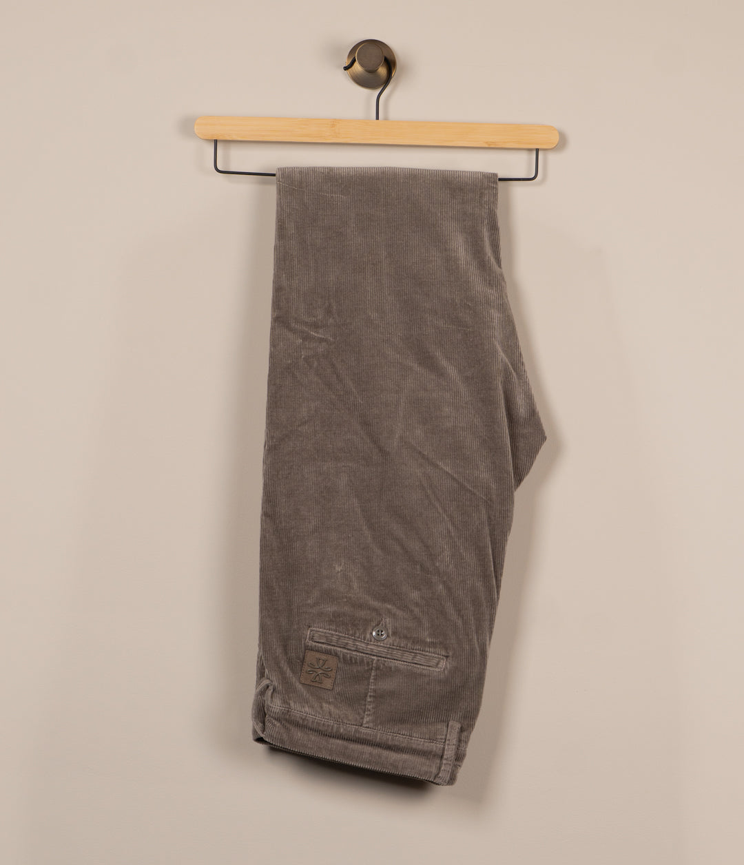 Bobby Corduroy Chinos - Beige