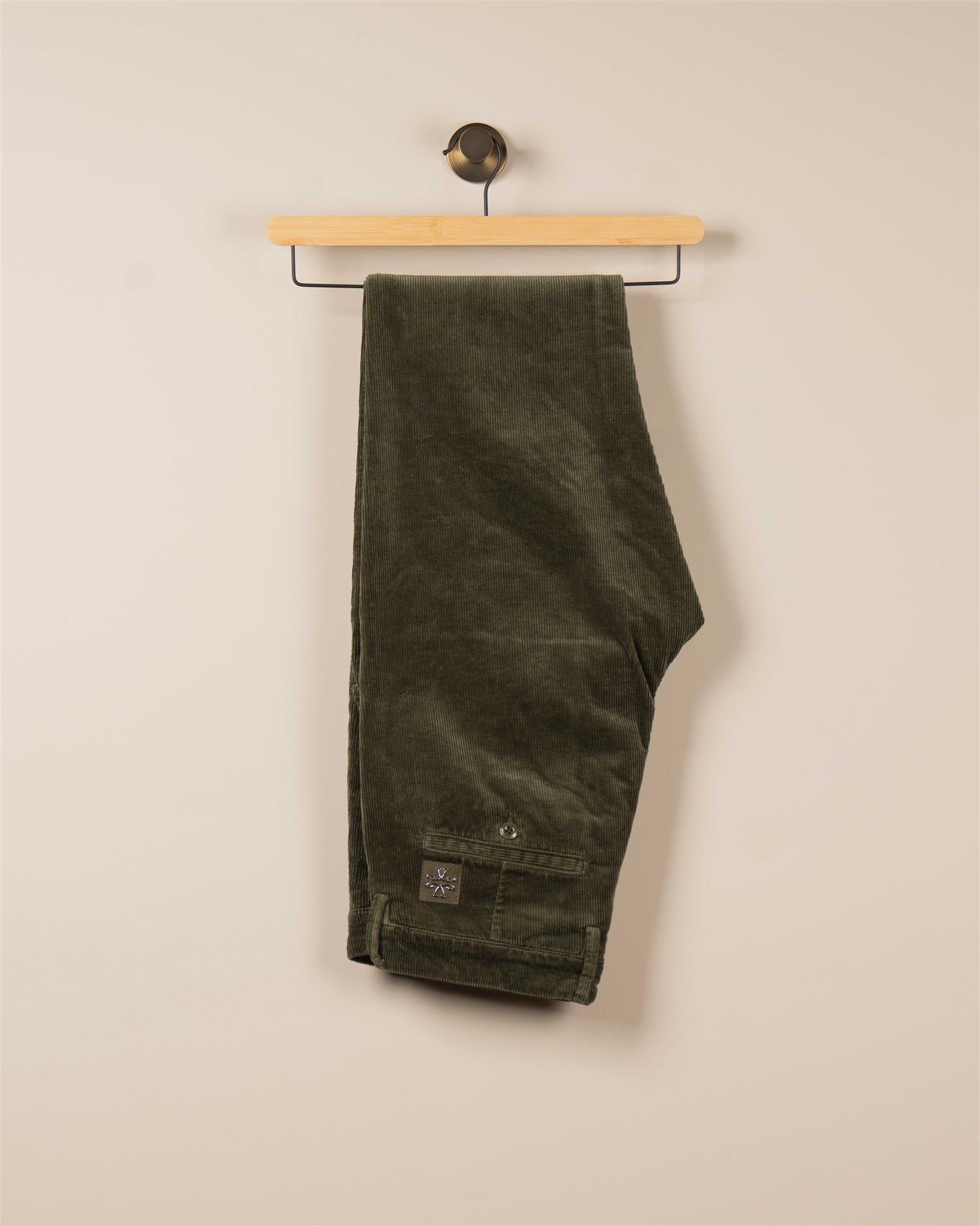 Cord Chinos "Bobby" - Oliven