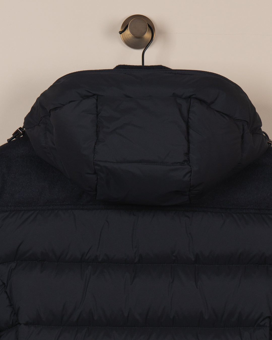 Mougi Hooded Knit-Sleeve Down Jacket - Navy