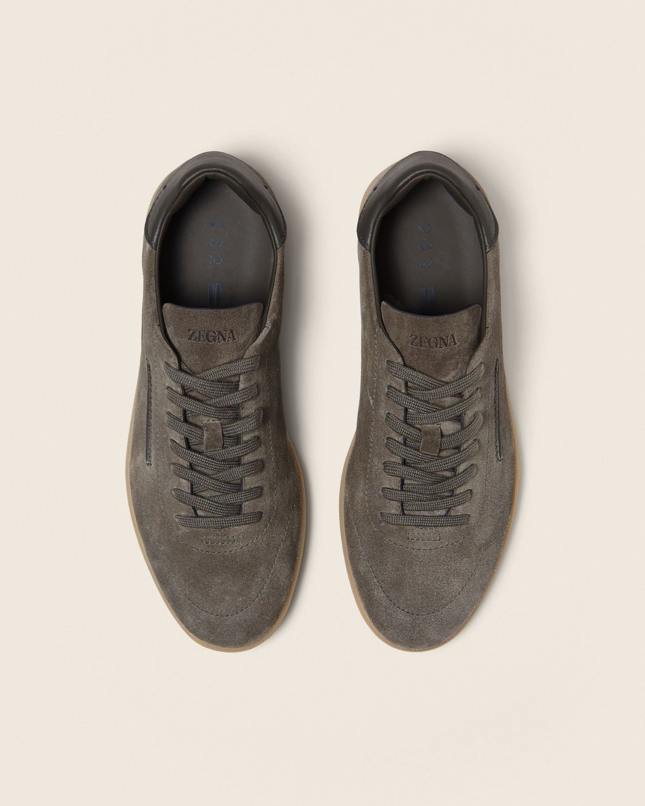 Low Top Sneakers - Mørk Taupe