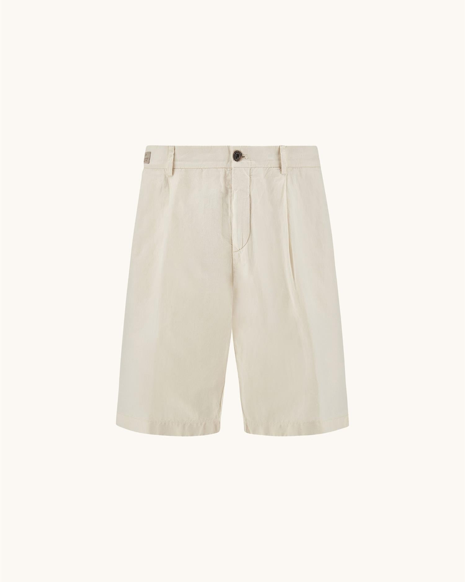 Hvit bermudashorts fra Paul & Shark i bomull og lin