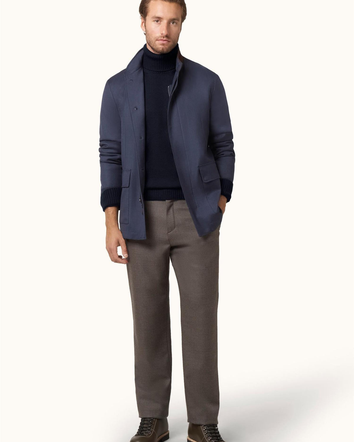 Turtleneck genser i ull med Cool Touch - Navy