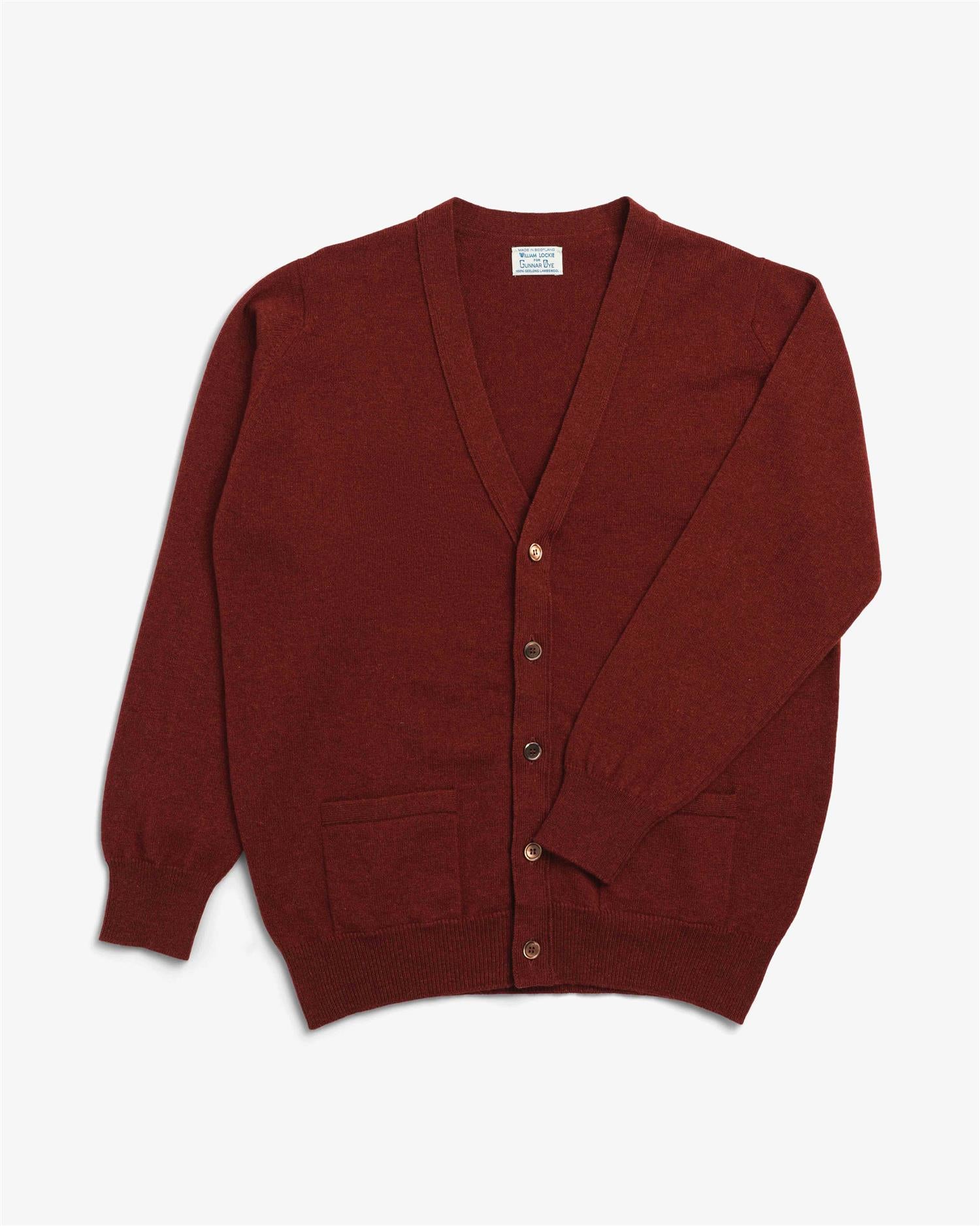 Rustrød Cardigan-William Lockie-www.gunnaroye.no