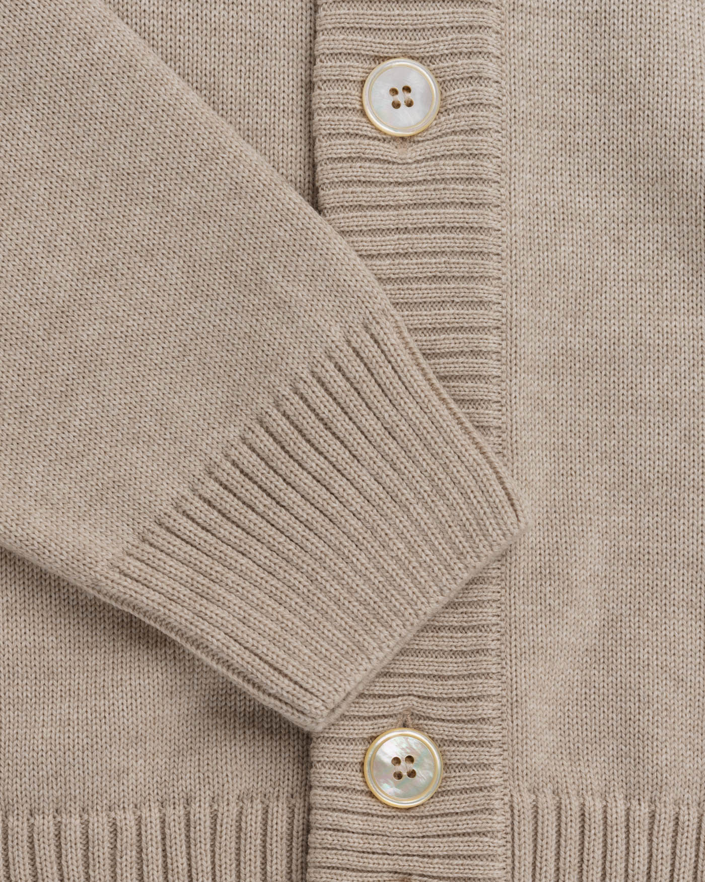 Cardigan - Lys Beige-Stenströms-www.gunnaroye.no