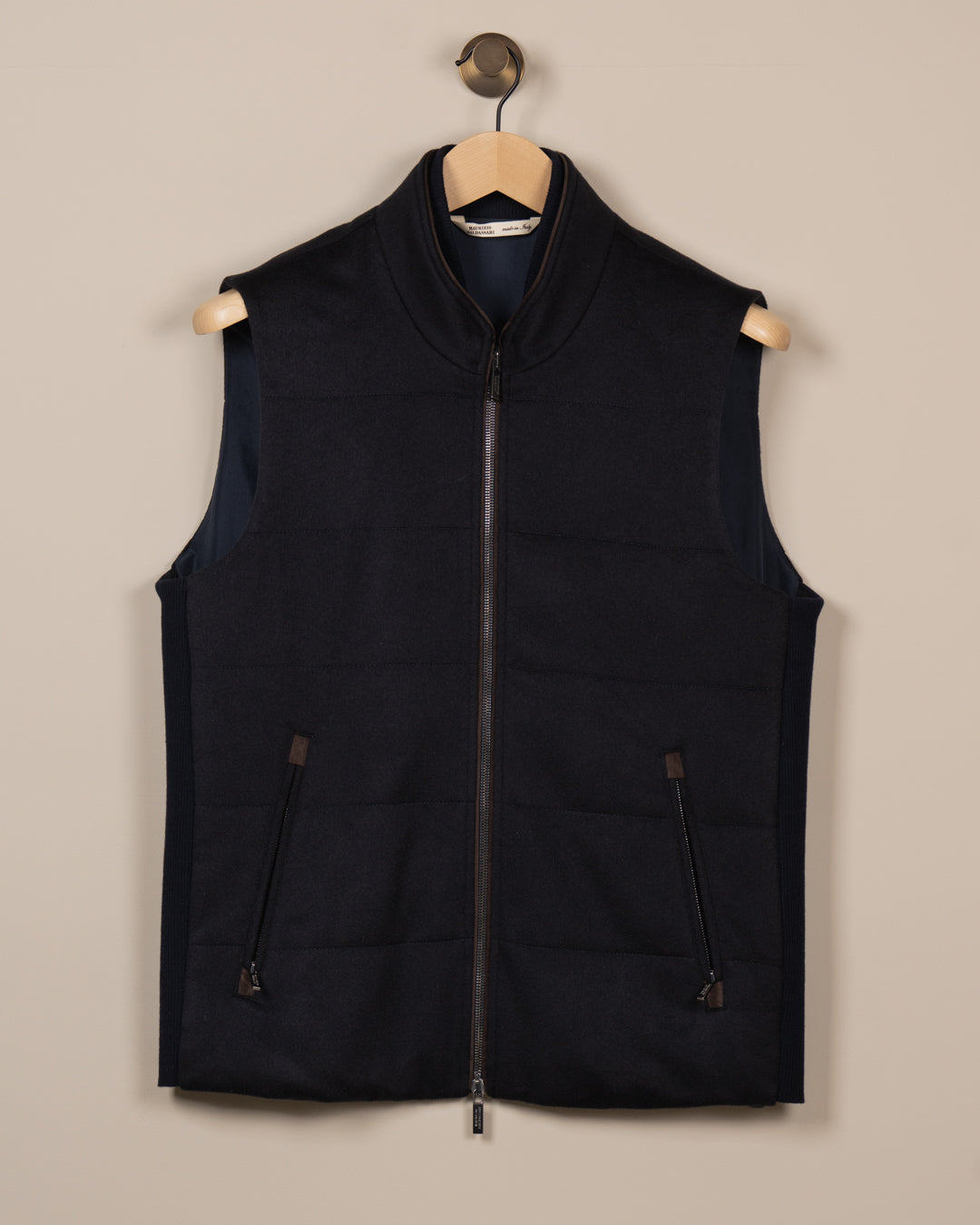 Arena Cashmere Vest - Navy