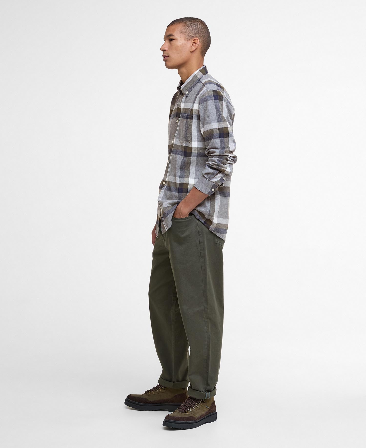 Folley_Tailored_Checked skjorte fra Barbour.