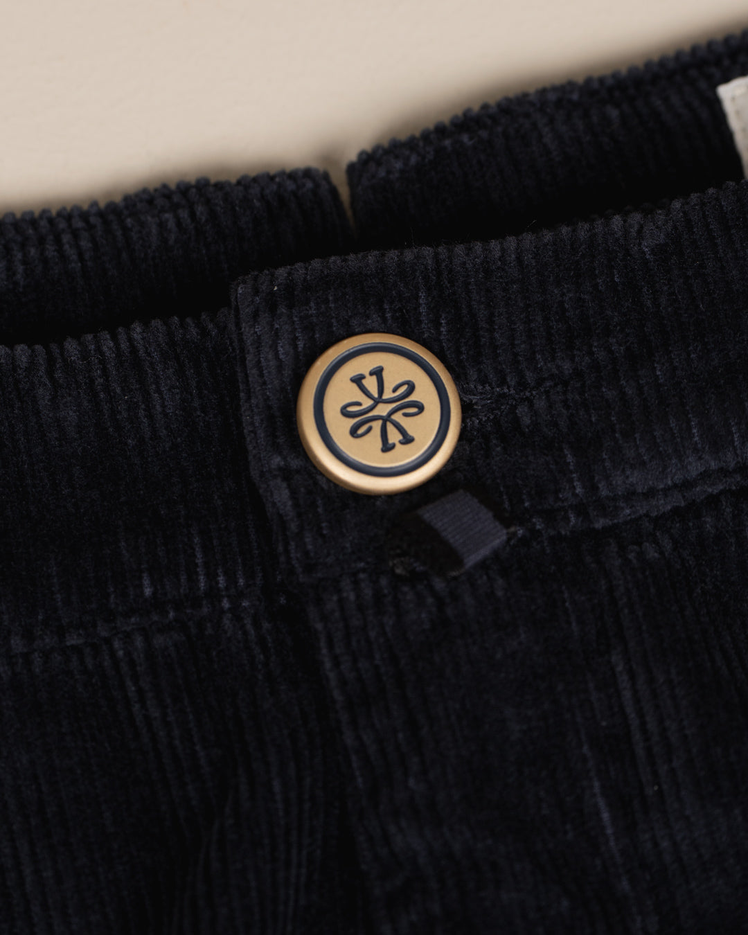 Bobby Corduroy Chinos - Navy