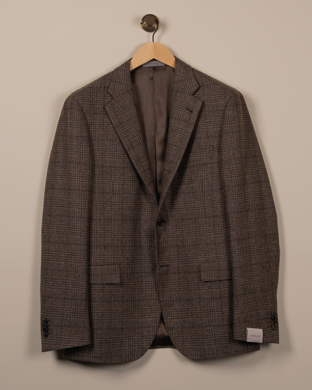 Corneliani brun rutete dressjakke i ull og kasjmir på kleshenger, sett forfra